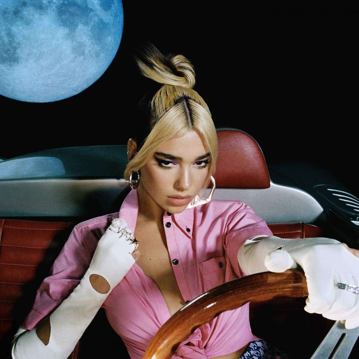 Portada de 'Future Nostalgia', el segundo álbum de Dua Lipa. Fotografiada por Hugo Comte.