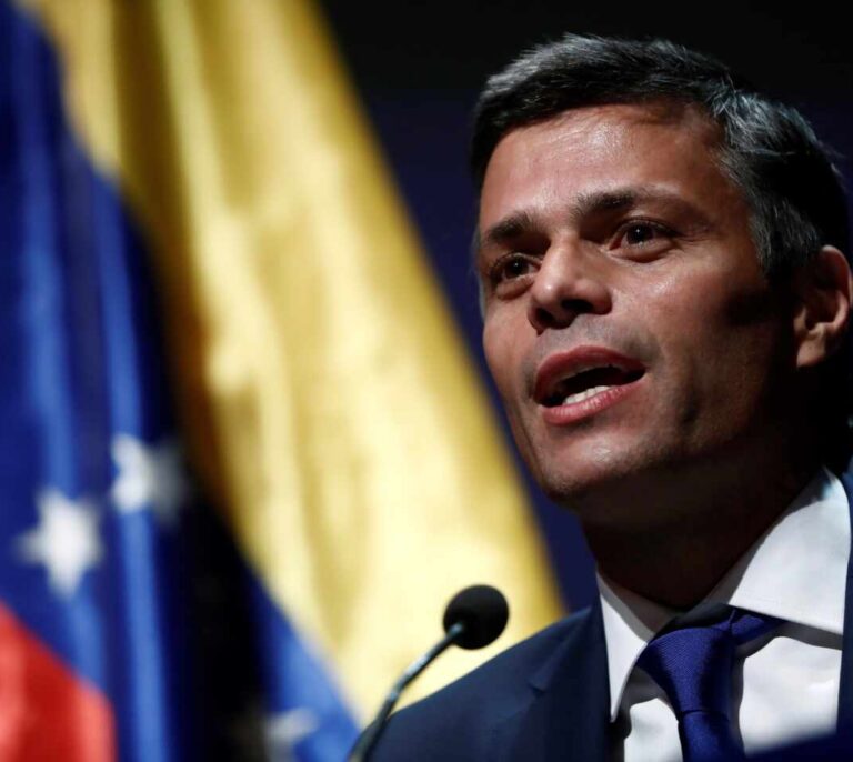 "Acreditaremos los crímenes de lesa humanidad de Maduro en la Audiencia Nacional"