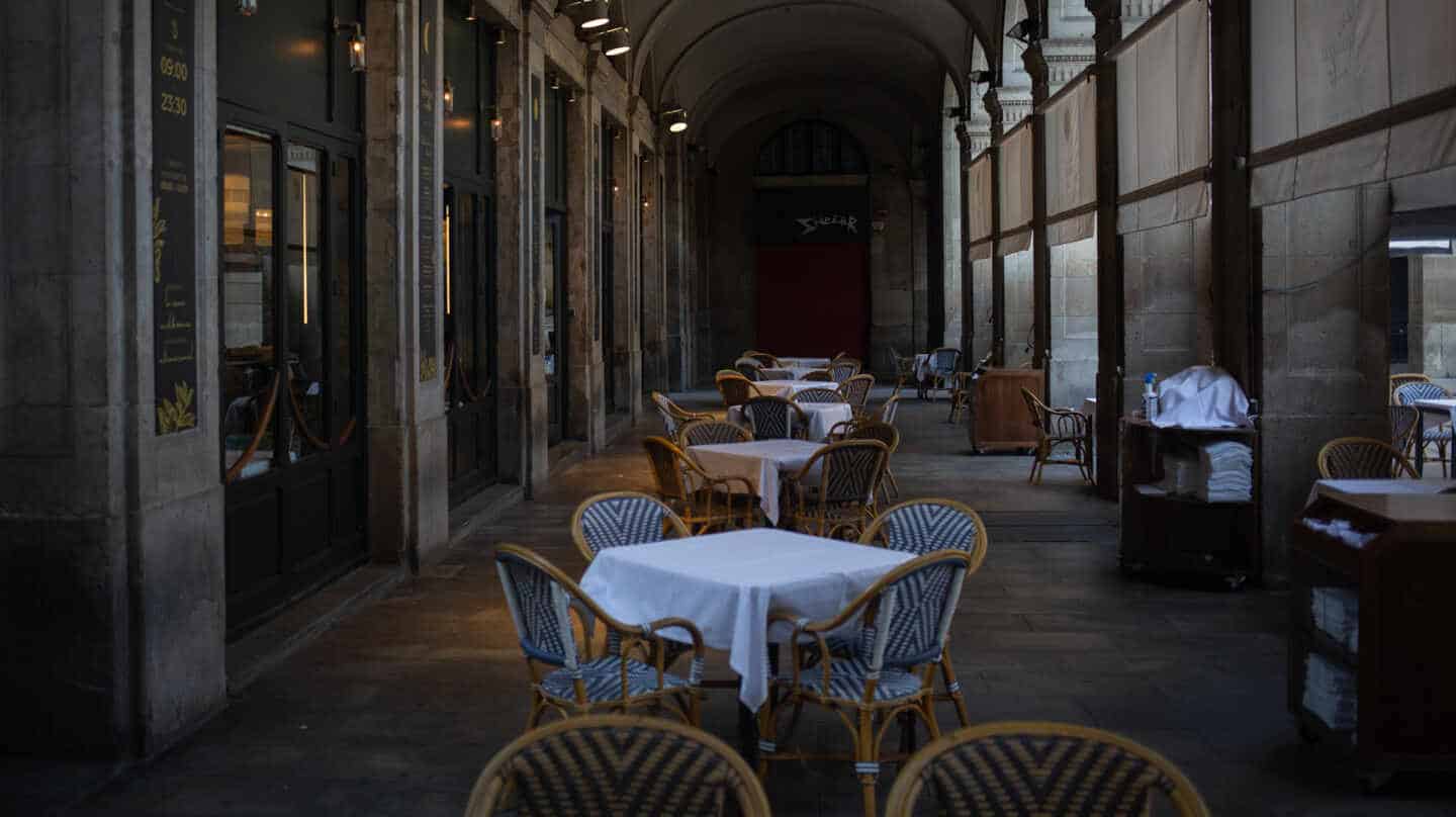 Cataluña relaja las restricciones y amplía los horarios de la restauración