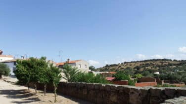 Bloques vacíos y casas que reabren: la segunda ola reimpulsa la vuelta al pueblo