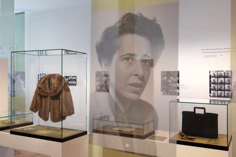 Exposición de Hannah Arendt