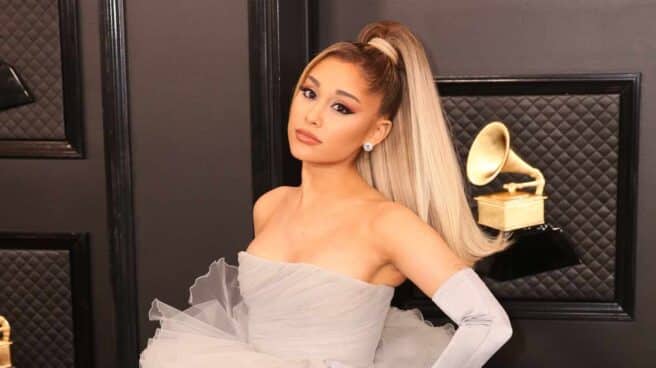 Ariana Grande en los Premios Grammy de 2020.