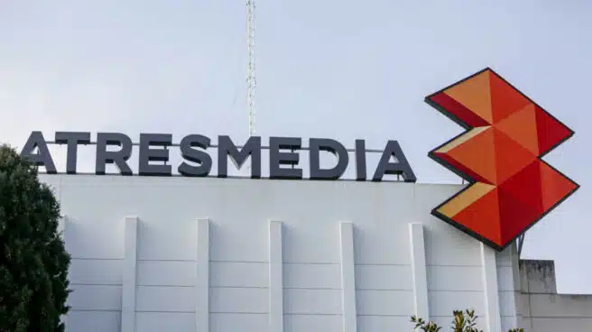 Atresmedia da el 'sorpasso' en enero y gana a Mediaset con un canal menos