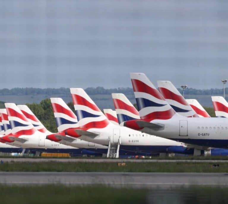 British Airways cancela más de 10.000 vuelos entre octubre y marzo