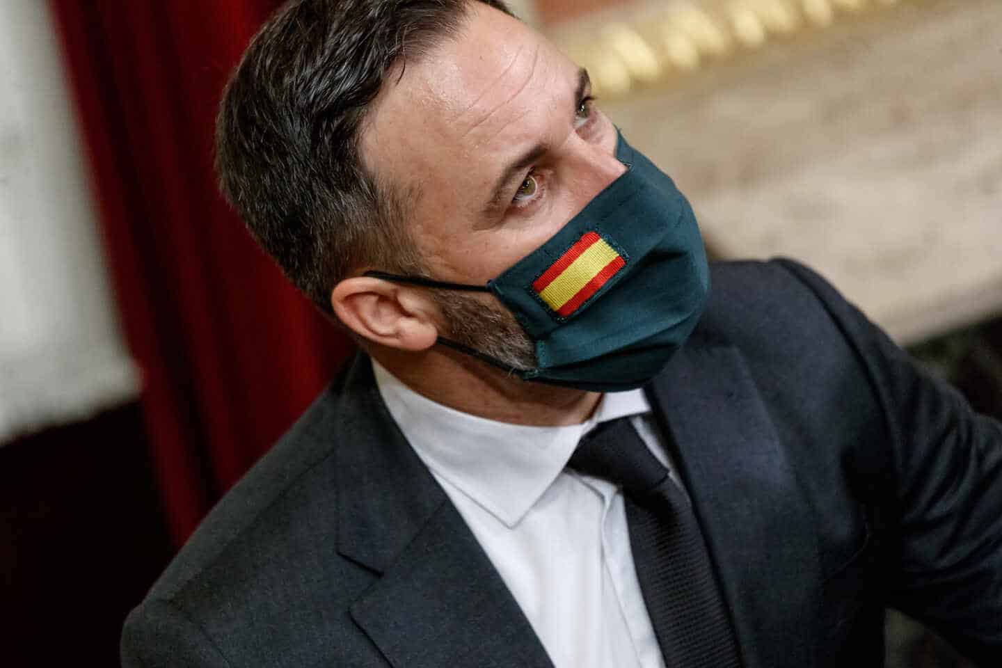 Abascal "sorprenderá" en la moción con medidas económicas alejadas del PP