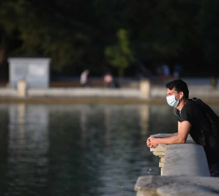 Los españoles temen más perder su trabajo que contagiarse gravemente  de coronavirus