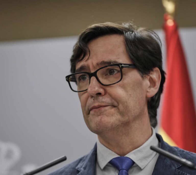La trampa de Illa que teme Madrid: una auditoría externa para "sentenciar" a Ayuso