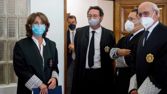 La fiscal general del Estado, Dolores Delgado, en la toma de posesión de la fiscal jefe de Orense.