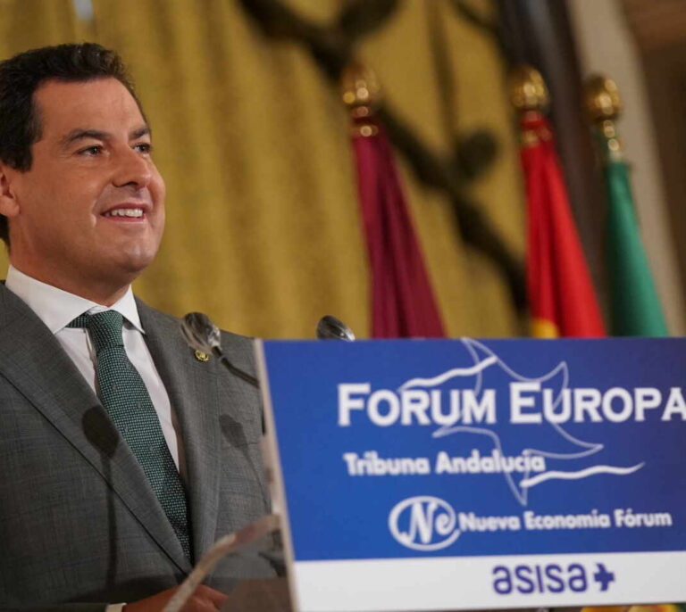 Moreno sumaría mayoría absoluta con Vox al desplomarse Ciudadanos, según el Barómetro Andaluz