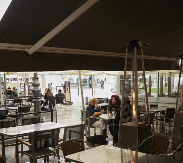 Navarra alarga el confinamiento y el cierre de la hostelería 14 días más