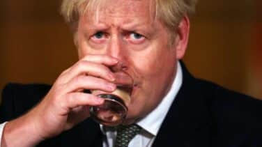 Johnson rectifica y acuerda con la UE retirar las cláusulas que violaban el acuerdo del Brexit