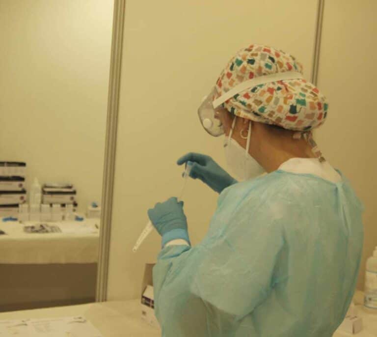 Médicos españoles reactivan el manifiesto contra las pseudoterapias