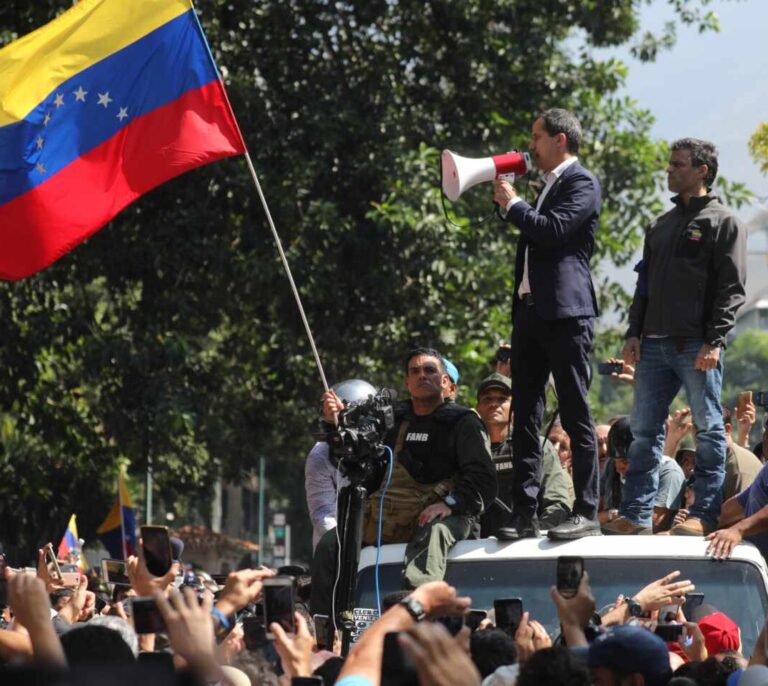 Leopoldo López, ya en  España: "Desde un nuevo terreno de lucha, continuaremos"