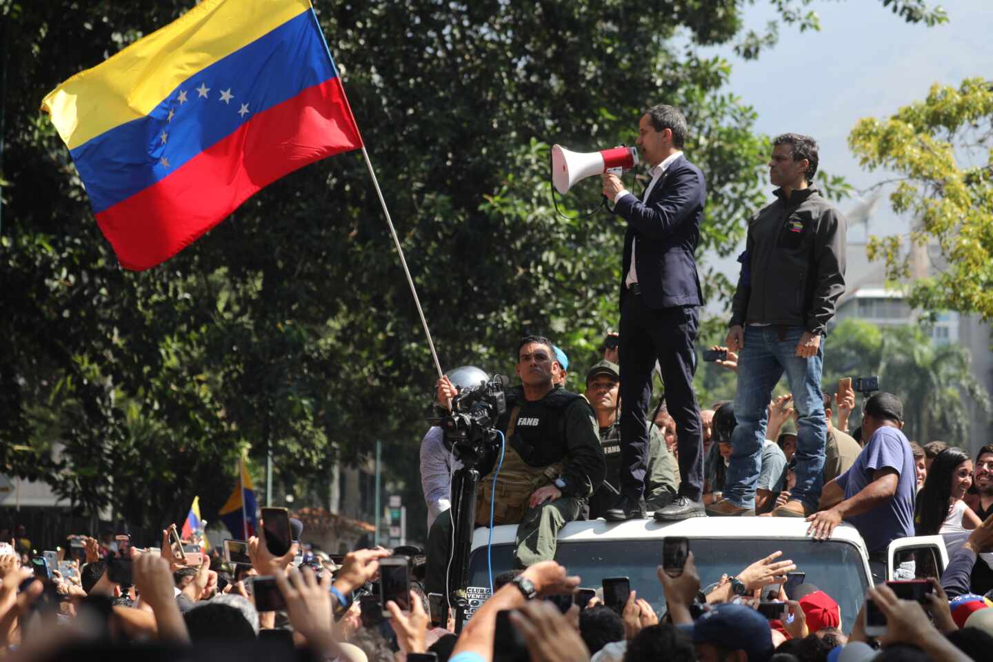 Leopoldo López y Juan Guaidó
