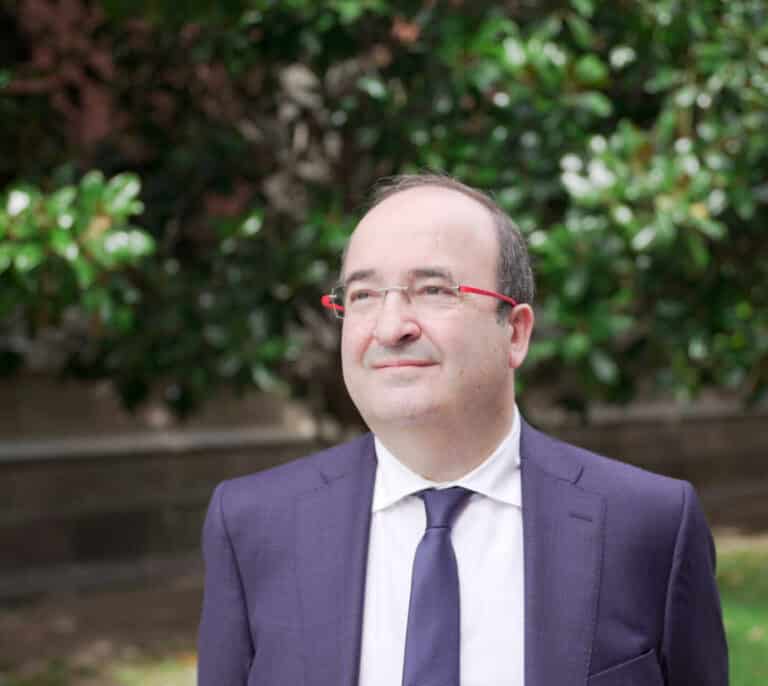 Iceta, el abanderado de la reforma federal llega a Política Territorial