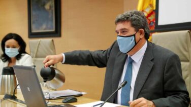 Escrivá se desdice de sus declaraciones sobre el recorte a las pensiones de los 'baby boomers'