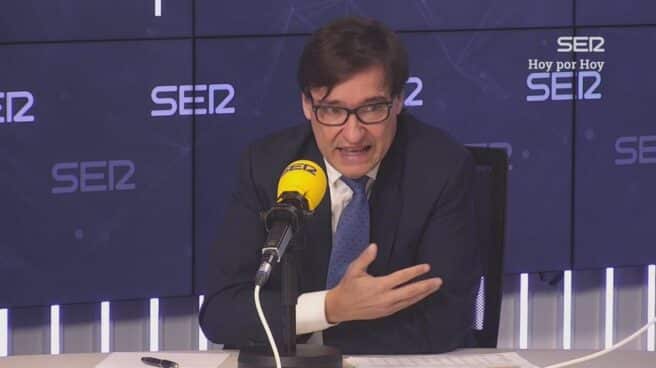 El ministro de Sanidad, Salvador Illa, durante una entrevista en la 'Cadena Ser'.