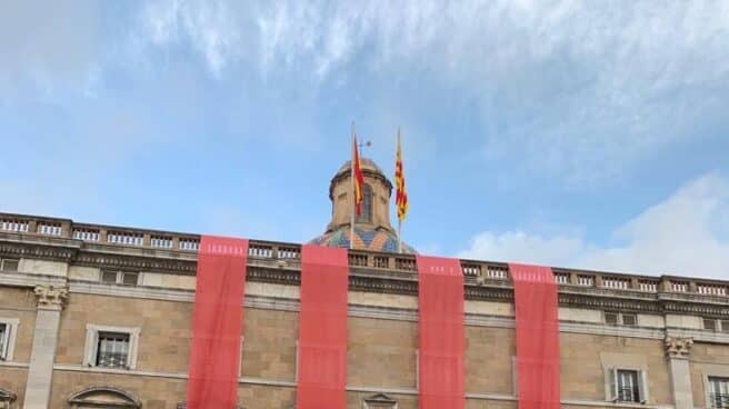 Fachada del Palau de la Generalitat. Fachada del Palau de la Generalitat.