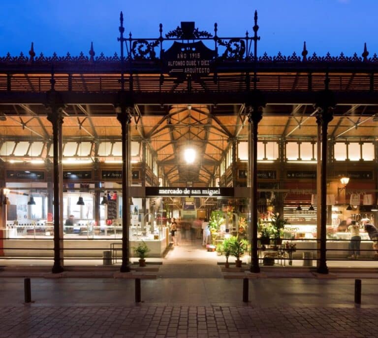 Cierra el Mercado de San Miguel de Madrid