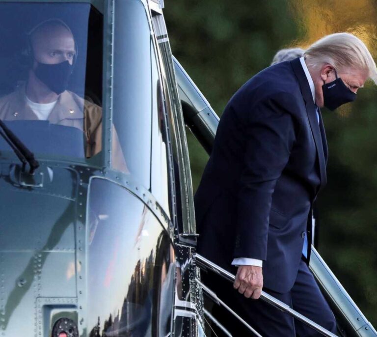 Dos versiones sobre Trump: buena evolución según los médicos, muy preocupante según una fuente de la Casa Blanca