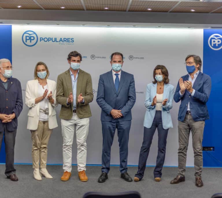 Iturgaiz asume la presidencia del PP vasco tras 'soldar' su fractura para "enderezar su proa"