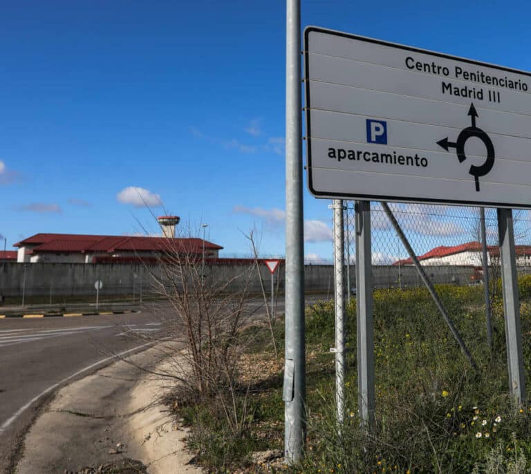 Interior ofrece medio millón más para adjudicar  la seguridad privada en las prisiones de Madrid