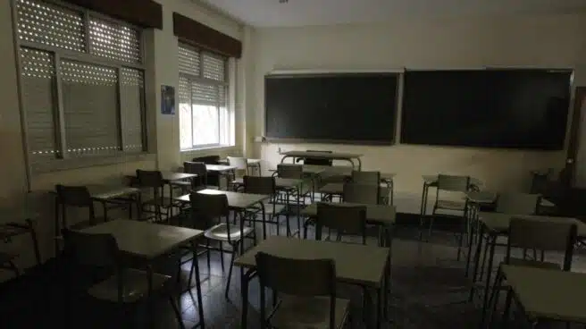 Al menos diez alumnos expulsados del instituto por una agresión homófoba a un profesor