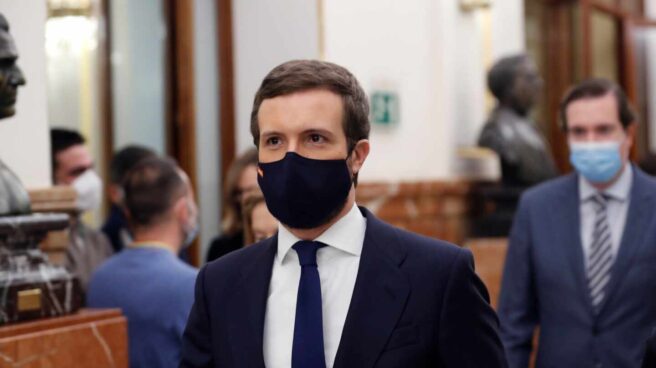 Pablo Casado llega al Congreso.
