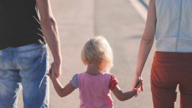 Las familias de rentas bajas cobrarán 100 euros por hijo menor de 3 años