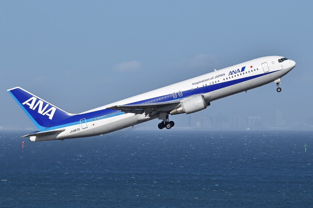Vuelos a ninguna parte: la 'moda' con la que las aerolíneas intentan capear la crisis