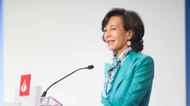 Ana Botín, presidenta de Santander, durante la junta de accionistas. ana-botin-santander-junta