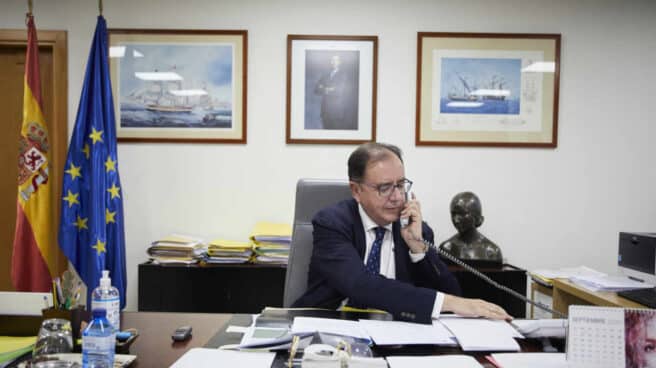 El secretario general de Instituciones Penitenciarias, Ángel Luis Ortiz, durante una entrevista.
