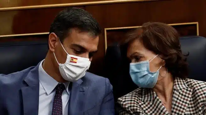 Sánchez abre una nueva era en el Gobierno y Podemos celebra la salida de Calvo: "Era tóxica"