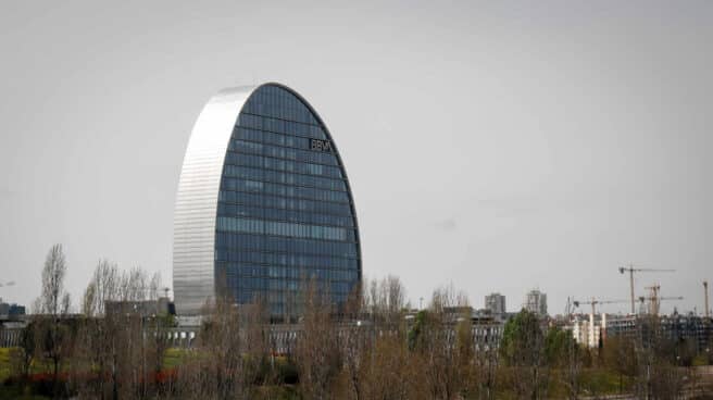 Sede de BBVA en Madrid. bbva-millones-perdidas-salva-trimestre-ano