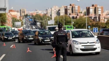 La DGT no registra retenciones de importancia en las salidas de Madrid
