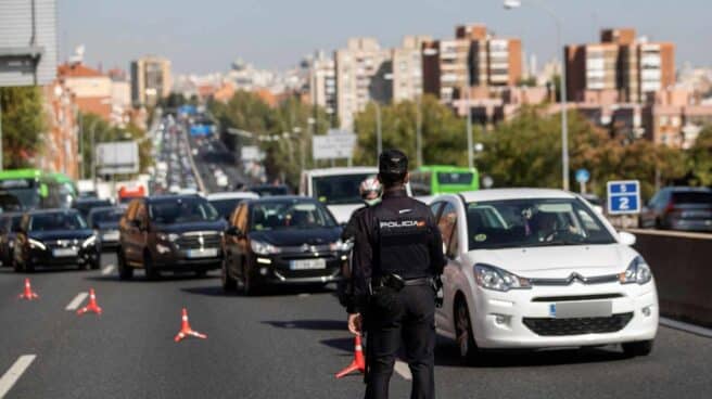 Resticciones de movilidad tras decretarse el estado de alarma en Madrid.