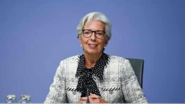 El BCE amplía en 500.000 millones sus compras de deuda por el deterioro económico