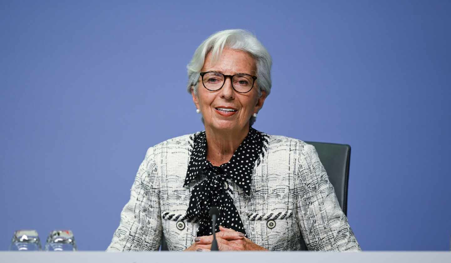 christine-lagarde-bce-ecb-millones-diciembre-riesgos