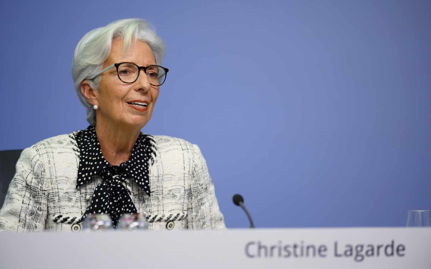 christine-lagarde-bce-ecb-millones-diciembre-riesgos