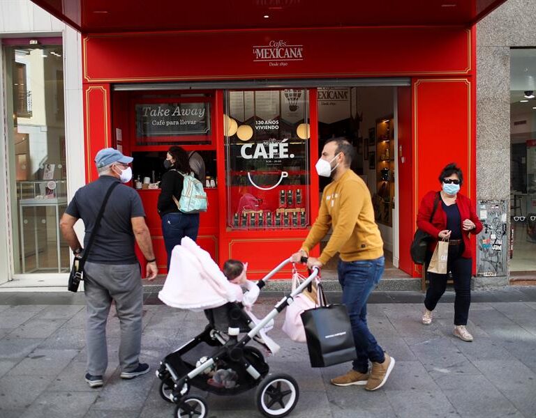 El recurso de Madrid dice que las medidas de Sanidad pueden aumentar los contagios
