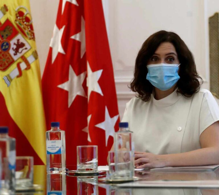En directo: los presidentes de Madrid, Castilla La Mancha y Castilla y León anuncian el cierre perimetral