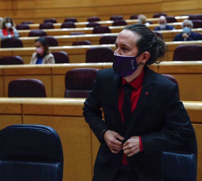 Iglesias, al PP: "Se cree el ladrón que todos son de su condición"