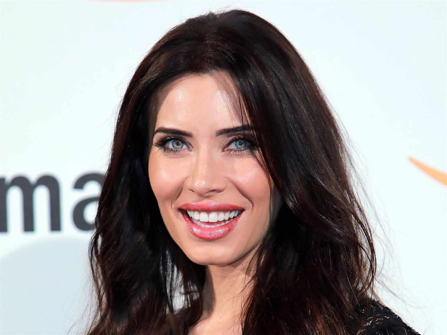 Pilar Rubio se clava un tornillo en la frente por accidente