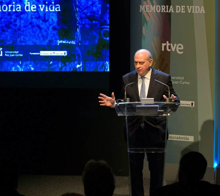 Fernández Díaz, el ministro que nunca sabía nada