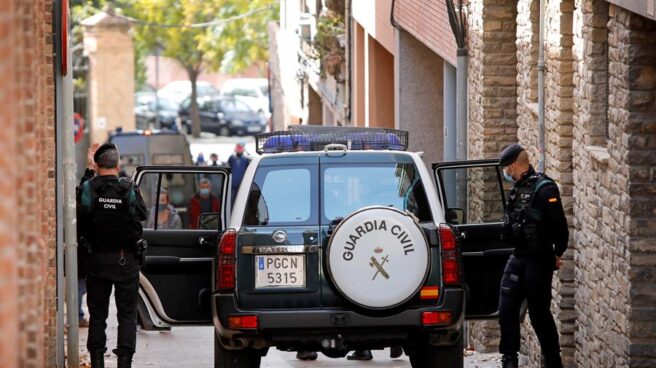 Operativo de la Guardia Civil contra los impulsores de Tsunami Democràtic. Operativo de la Guardia Civil contra los impulsores de Tsunami Democràtic.