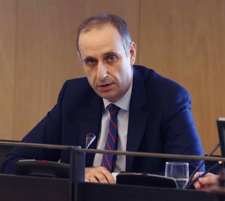 El Estado saldrá del capital de CaixaBank mediante ventas graduales