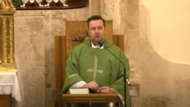 La polémica bronca del cura de Valdepeñas a los feligreses