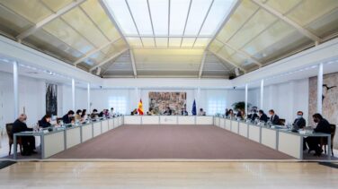 Sánchez justifica el estado de alarma hasta el 9 de mayo y pide quedarse en casa "todo lo que sea posible"