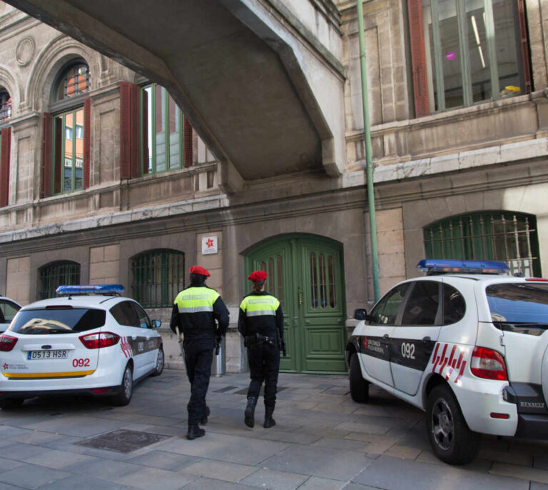 La respuesta viral de la Policía de Bilbao sobre saltarse el confinamiento para tener sexo