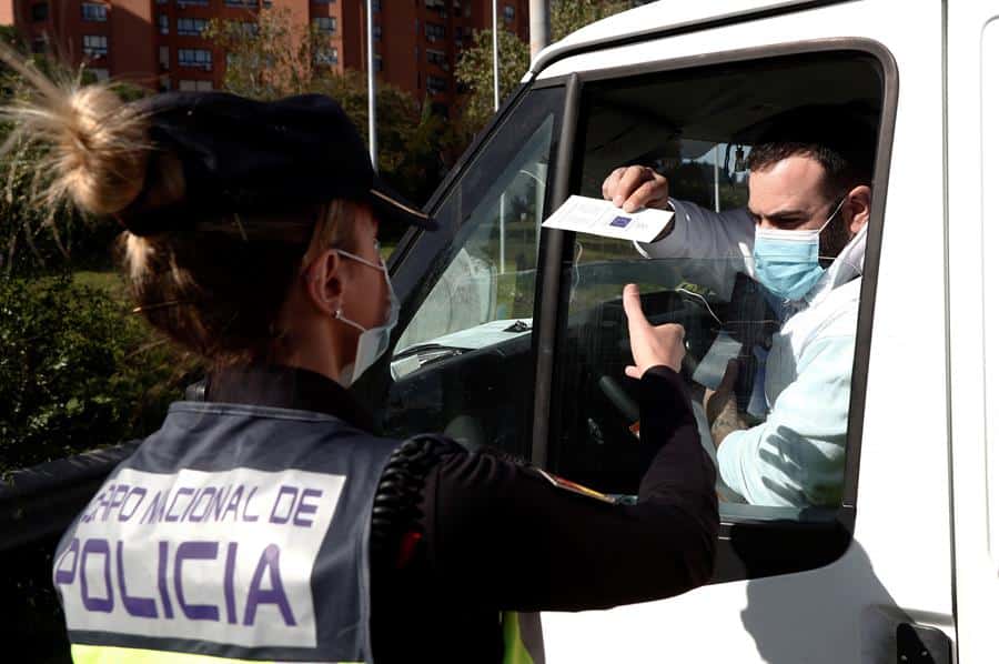 Multas, prohibiciones y 7.000 agentes vigilando: las claves del estado de alarma en Madrid